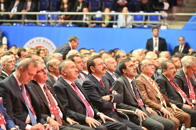 turkiye-odalar-ve-borsalar-birligi-tobb-baskanligina-yeniden-m-rifat-hisarciklioglu-secildi-3.jpg
