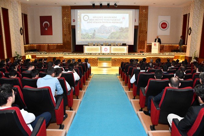 rizede-diyanet-akademisi-aday-din-gorevlileri-egitimi-1-donem-acilis-programi-yapildi-3.jpg