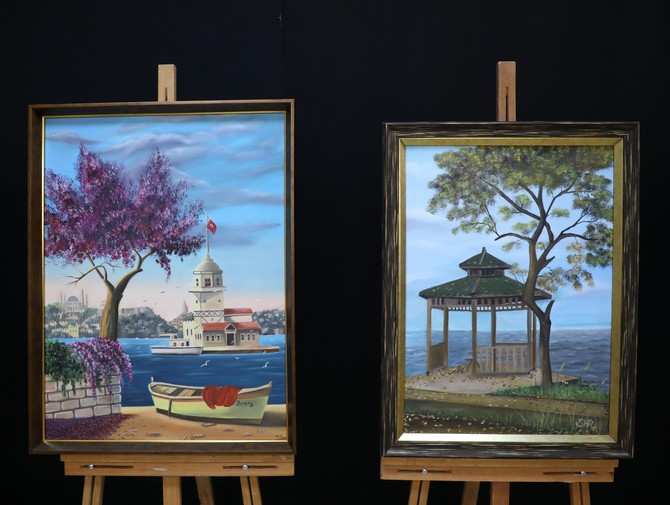 rizede-7den-70e-her-yasta-sanat-resim-sergisi-acildi-3.jpg