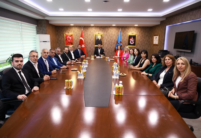 trabzonspor-kadin-komisyonu-kuruldu-2.jpg