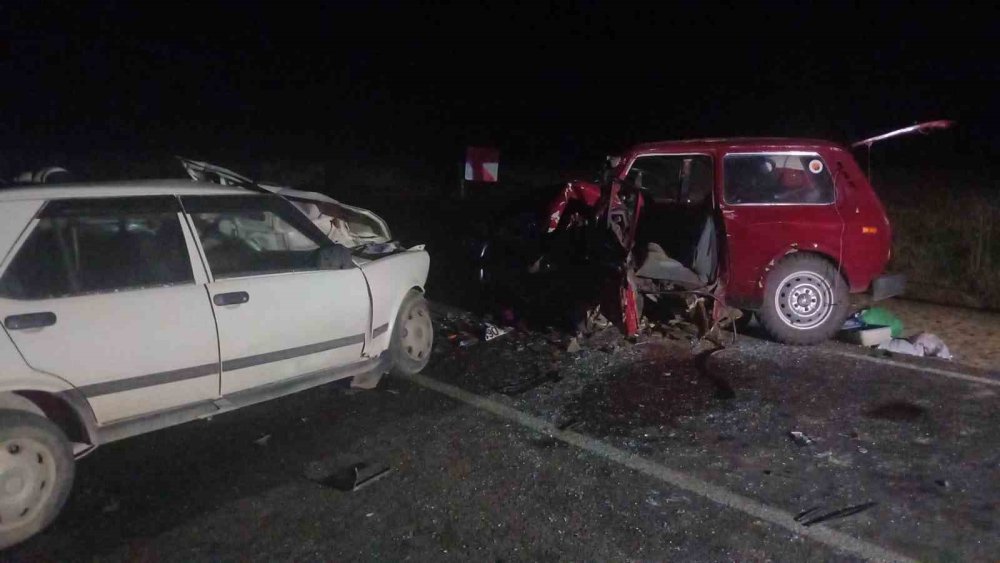 Kırklareli’de otomobil ile cip çarpıştı: 2 ölü