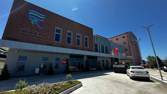recep-tayyip-erdogan-universitesi-rize-egitim-ve-arastirma-hastanesi-acil-servisi-2.jpg