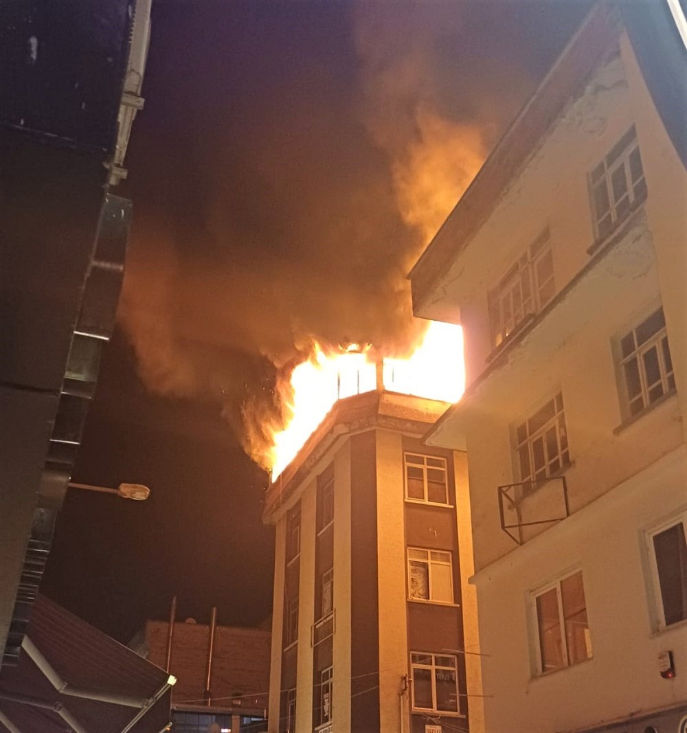 Ordu’da çıkan yangında kağıt toplayıcı yaşlı adam hayatını kaybetti