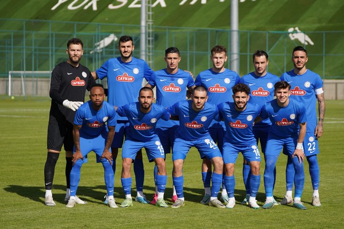 aykur-rizespor-erzurum-kampinda-oynadigi-ilk-hazirlik-macinda-yilport-samsunspora-1-0-maglup-oldu-2.jpg