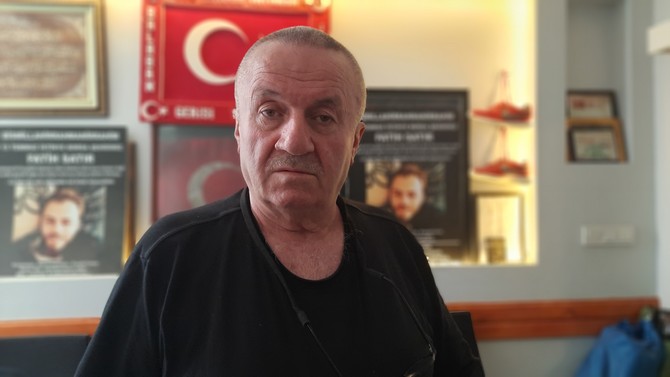 rizeli-15-temmuz-sehidi-fatih-satirin-babasi-oglunun-kanli-ayakkabisini-hala-sakliyor-2.jpg