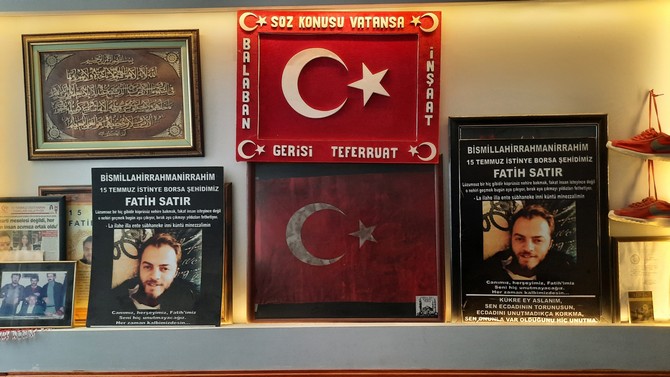 rizeli-15-temmuz-sehidi-fatih-satirin-babasi-oglunun-kanli-ayakkabisini-hala-sakliyor-5.jpg