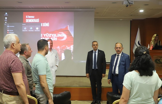 sanko-universitesinde-15-temmuz-demokrasi-ve-milli-birlik-gunu-anma-programi-duzenlendi-5.jpg