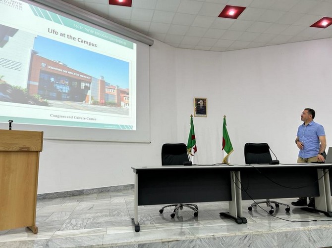 rteu-ogretim-uyeleri-cezayirde-universiteyi-tanitti-2.jpg
