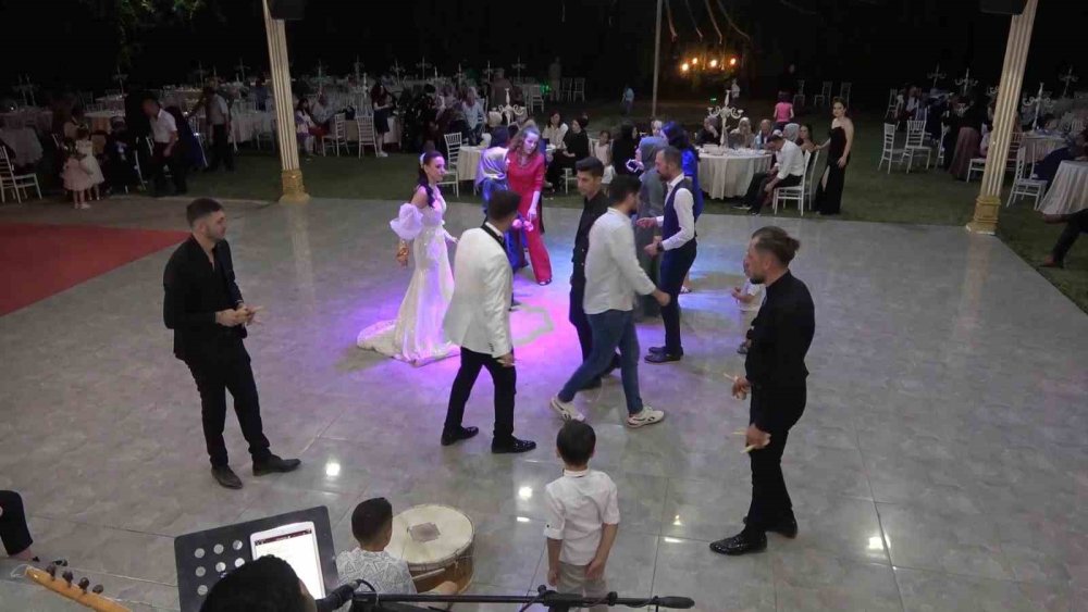 Silah sesleri susuyor: Düğün magandalarına karşı nöbet tutuyorlar