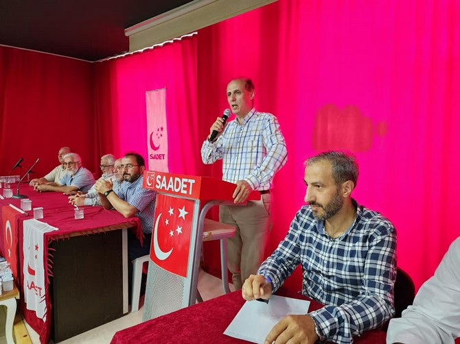 saadet-partisi-grup-baskan-vekili-ve-istanbul-milletvekili-av-bulent-kaya-rize-il-baskanliginin-temmuz-ayi-il-divan-toplantisina-katilmak-uzere-rizedeydi-3.jpg
