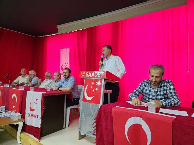 saadet-partisi-grup-baskan-vekili-ve-istanbul-milletvekili-av-bulent-kaya-rize-il-baskanliginin-temmuz-ayi-il-divan-toplantisina-katilmak-uzere-rizedeydi-5.jpg