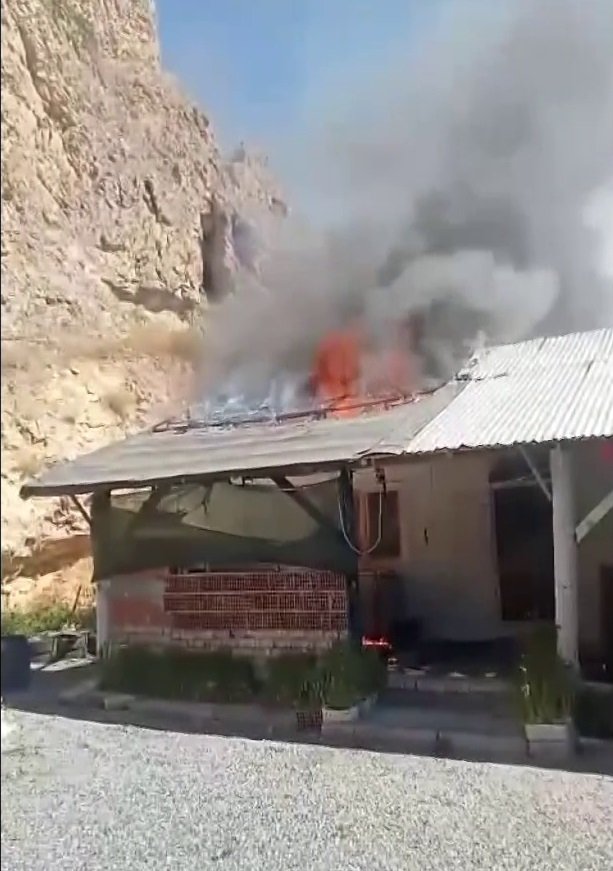 Buzdolabının Motorundaki Patlama Yangına Neden Oldu