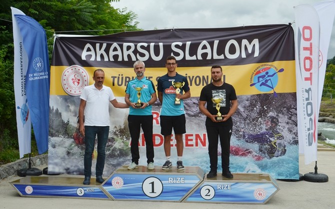 akarsu-slalom-turkiye-sampiyonasi-yarislari-rizenin-ardesen-ilcesinde-yapildi-4-001.jpg