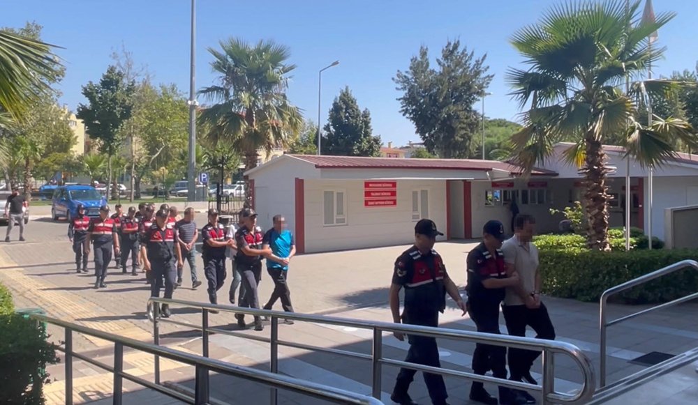 3 İlde Yasa Dışı Bahis Çetesine Operasyon: 8 Gözaltı