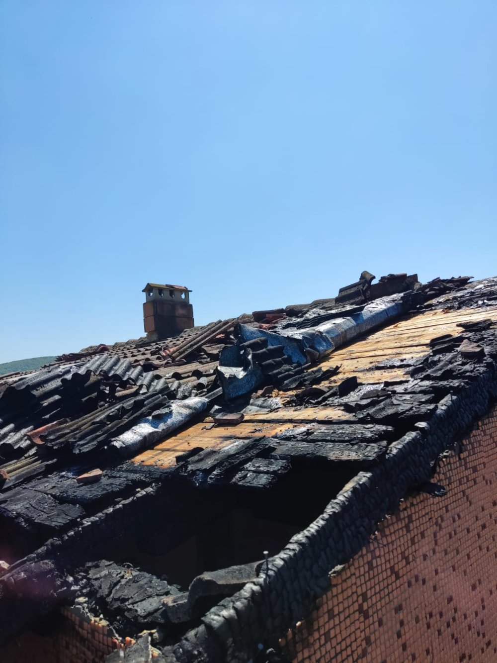 Samsun'da Çatıda Çıkan Yangın Söndürüldü