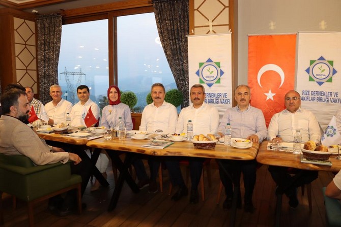 rideva-5-mutevelli-heyeti-toplantisi-rizede-yapildi-7.jpg