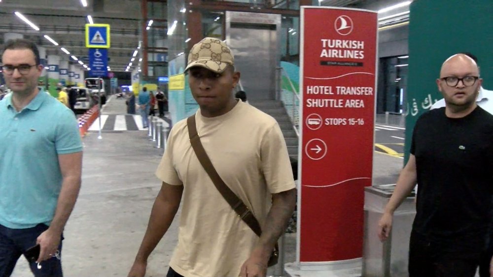 Fenerbahçe, Alfredo Morelos’u İstanbul’a Getirdi