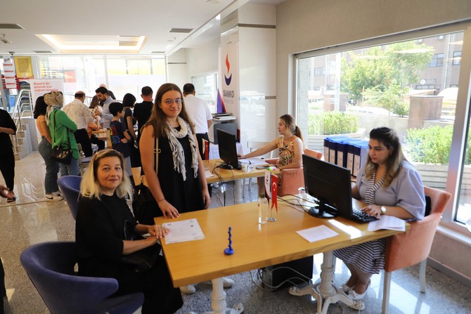 sanko-universitesinde-kayit-heyecani-basladi-3.jpg