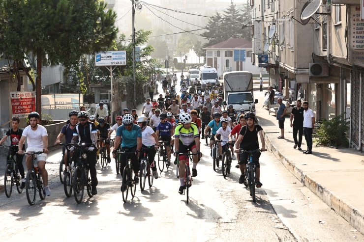 Bağcılar'da 30 Ağustos Zafer Bayramı İçin Pedal Çevirdiler