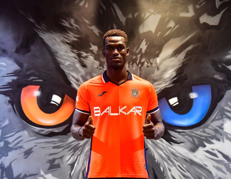 Başakşehir'den Savunmaya Takviye