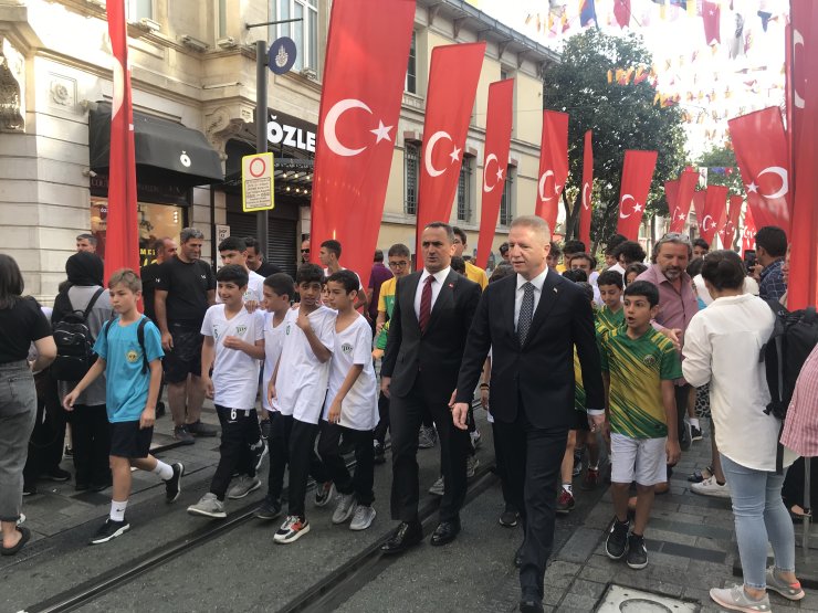 30 Ağustos Zafer Bayramı ‘İstiklal Yürüyüşü’ İle Kutlandı