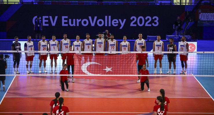 A Milli Erkek Voleybol Takımı, Romanya'ya Mağlup Oldu