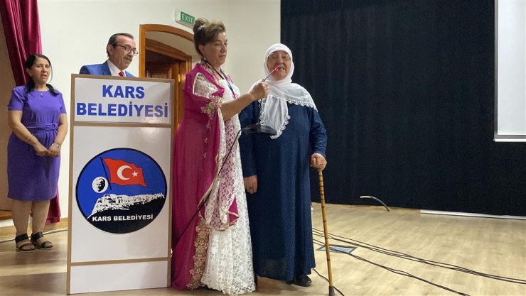 Aşıklar Şenliği'nde 70 Yıllık Özlemini Giderdi