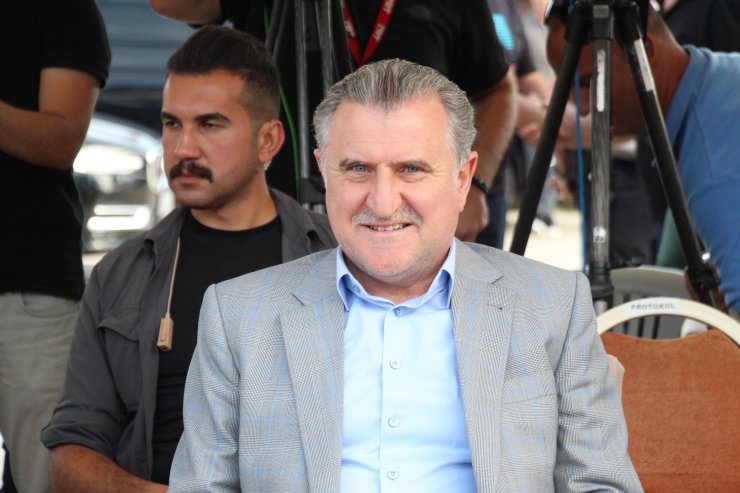 Bakan Bak: Her Alanda Güçlü Bir Gençlik Geliyor