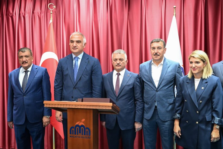 Bakan Ersoy, Malatya'da