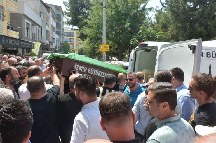 Balkonda Otururken Tüfekten Çıkan Saçmayla Vurulup Ölmüştü; 2 Tutuklama