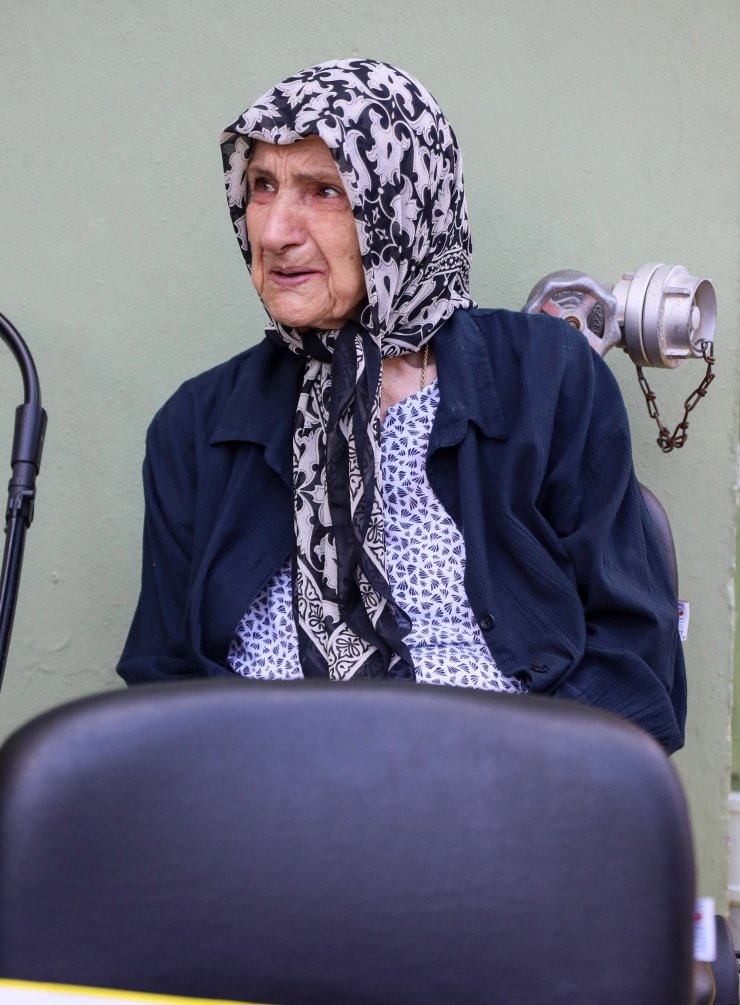 Dayanıksız Olduğu Gerekçesiyle Yıkım Kararı Verilen Sitenin Tahliyesinde 6 Gözaltı