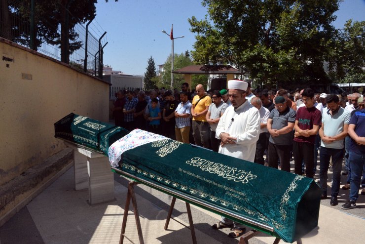 Eski Eşi İle Kayınvalidesini Öldürüp, İntihar Etti (2)