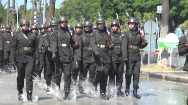 İskenderun’da Gelenek Bozulmadı; Tören, Su Baskınına Rağmen Aynı Alanda Yapıldı