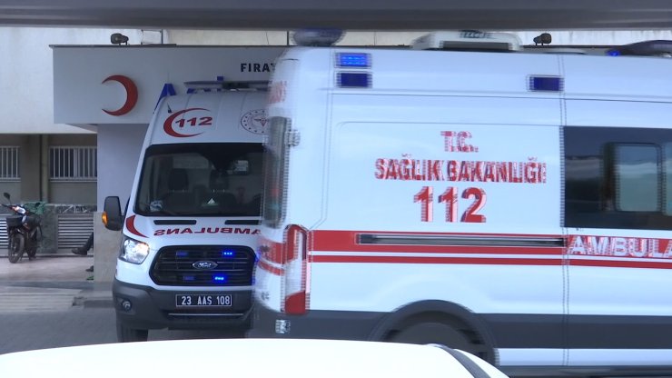 Kavgada Husumetlilerinin Üzerine Kızgın Yağ Döktü: 2 Yaralı
