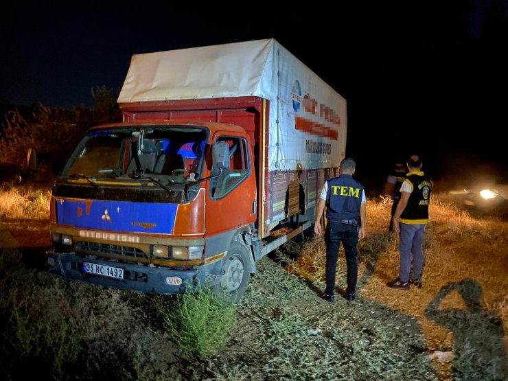 Marmaris’te Kamyon Kasasında 49 Kaçak Göçmen Yakalandı