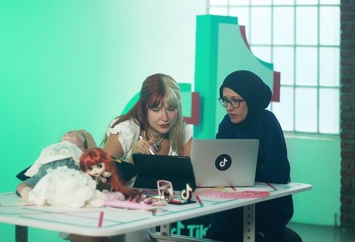 Tiktok Kafa Kafaya Kampanyasıyla Yeni Efektler Oluşturdu