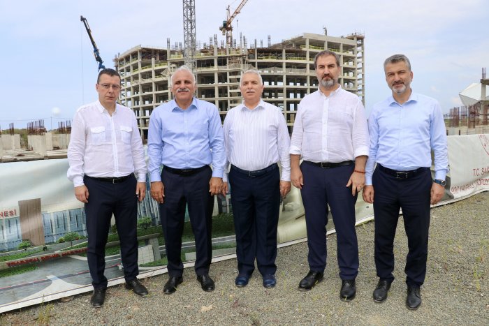 trabzon-sehir-hastanesi-insaatinin-2025te-tamamlanmasi-planlaniyor-7.jpg