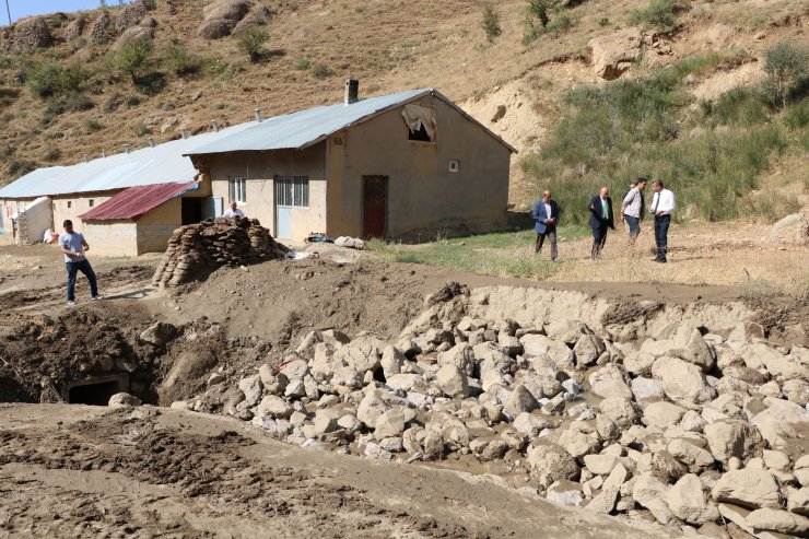 Yüksekova'da Sel Sonrası Hasar Tespiti