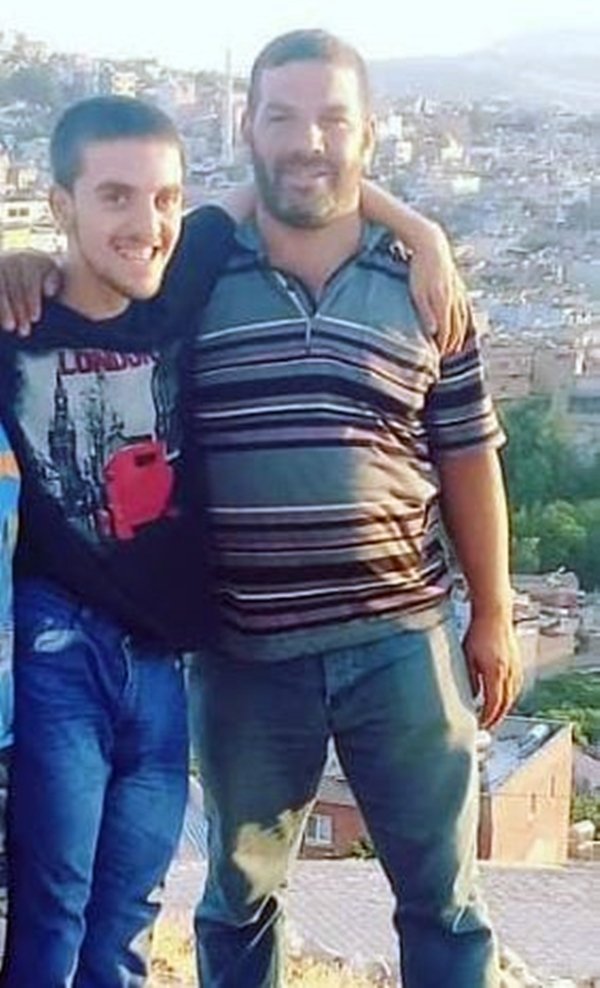 Babasının Kurtarmak İsterken Hayatını Kaybettiği Zihinsel Engeli Münir De Öldü; Babasının Yanına Defnedildi