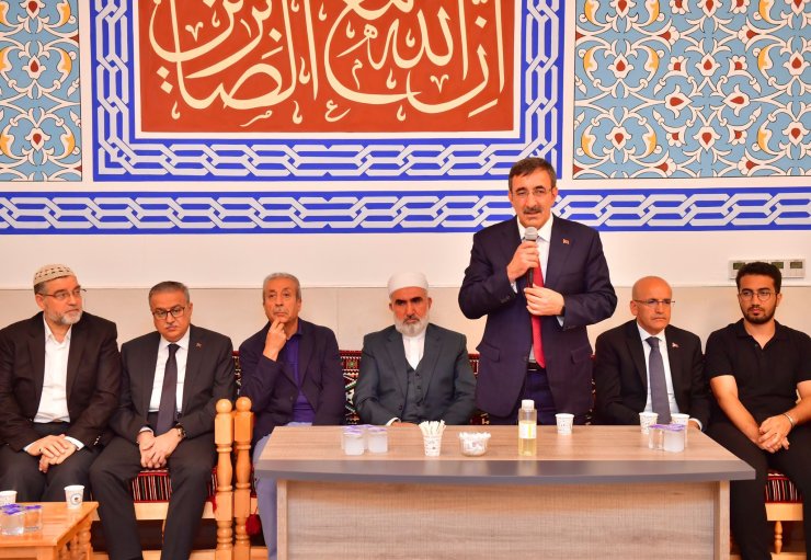 Cevdet Yılmaz İle Mehmet Şimşek, Eski Bakan Kutbettin Arzu'nun Taziyesi İçin Diyarbakır'da