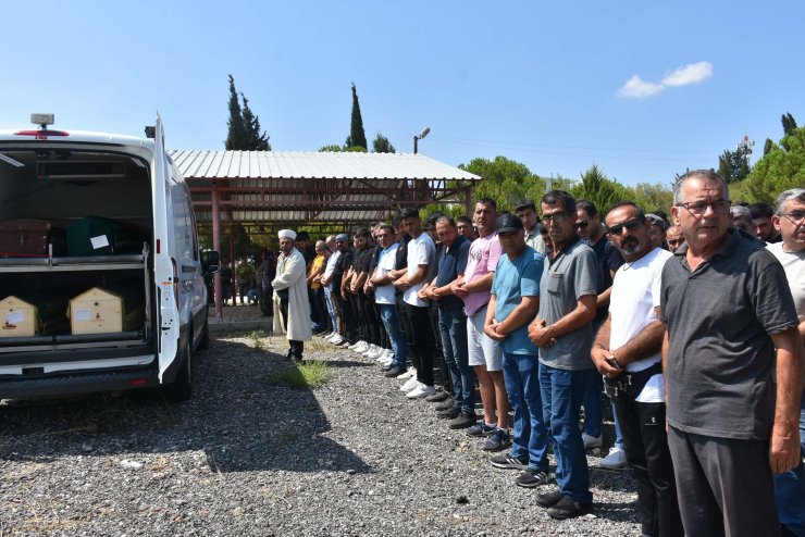 Düğün Yolundaki Kazada Ölü Sayısı 7'ye Çıktı; Özcan Çifti 10 Gün Önce Almanya'dan Gelmiş