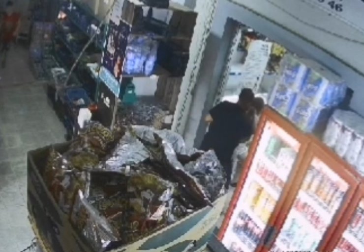 Eski Eşini Bıçakladığı Anlar Kamerada