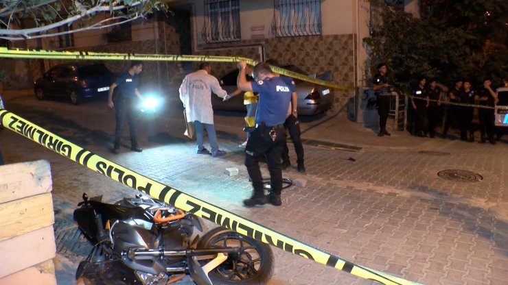 Esenyurt'ta Pompalı Tüfekle Ateş Açan Şüpheliler Polisi Harekete Geçirdi