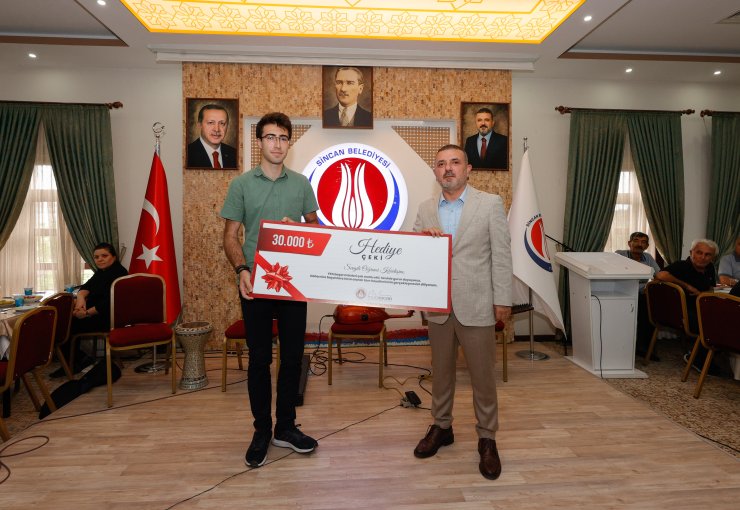 Sincan Belediyesi’nden Üniversite Sınavında Derece Yapan Öğrencilere Ödül