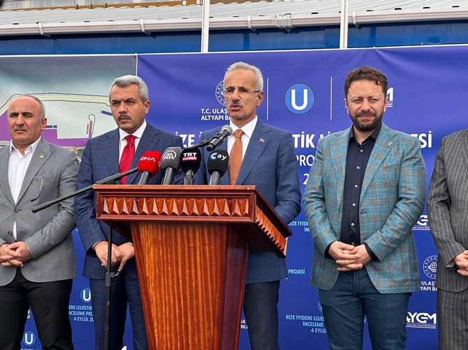 ulastirma-ve-altyapi-bakani-abdulkadir-uraloglu-rizede-3.jpg