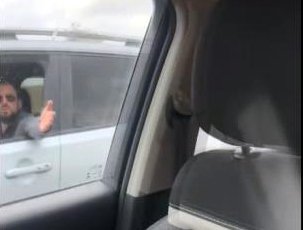 Arnavutköy'de Psikiyatrist Trafikte Sıkıştırıldığı Anları Sosyal Medyada Paylaştı