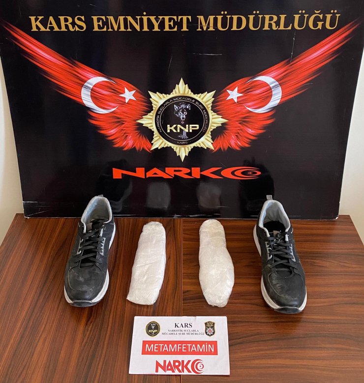 Ayakkabısından Uyuşturucu Çıkan İranlı Tutuklandı