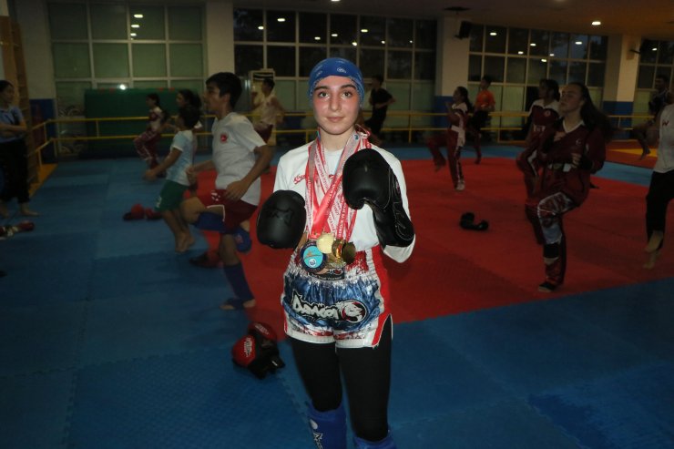 Okulda Maruz Kaldığı Zorbalığa Karşı Başladığı Sporda Dünya Üçüncüsü Oldu