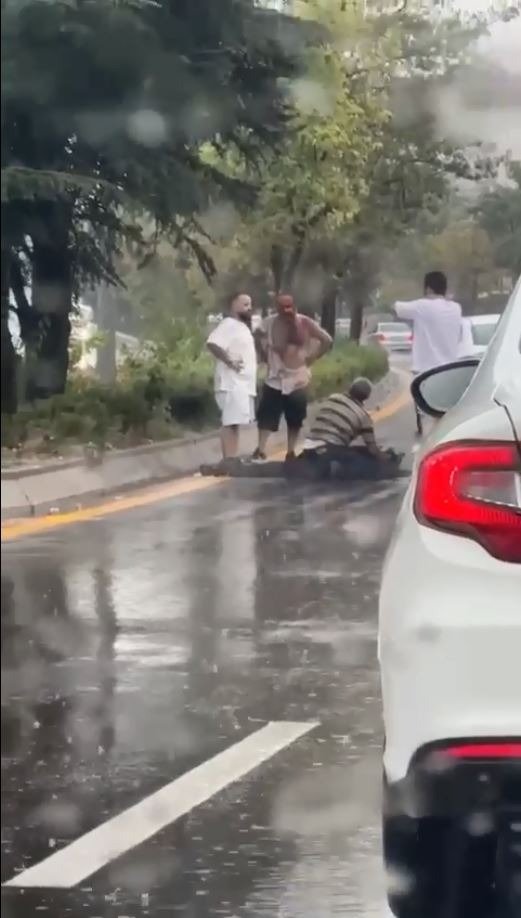 Trafikte Kazara Eşini Öldüren Sürücü Ve Kavgaya Karışan Şüpheli Tutuklandı