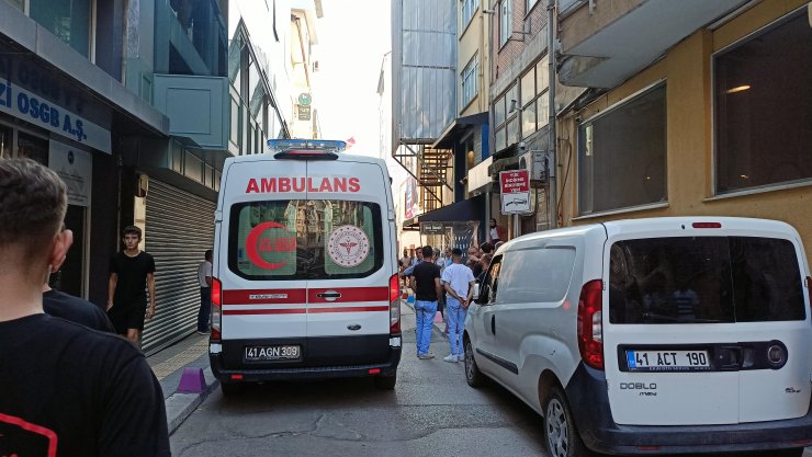 7’inci Kattan Düşüp Öldü; Olay Anı Kamerada